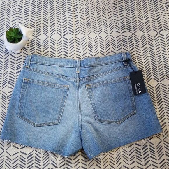 DTLA Women's Cutoff Denim Shorts Size 29 | Jeans Spring Summer Beach NWT -- - Picture 5 of 5